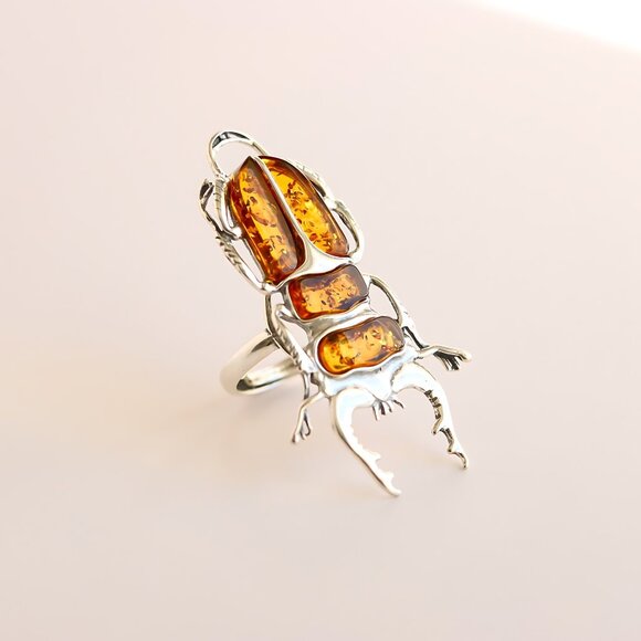 Baltic Amber Scarab Ring in 925 Sterling Silver - Picture 6 of 7